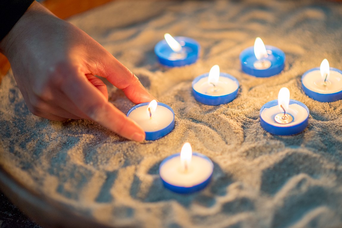 Truro Cathedral Holocaust Memorial Day Candle Lighting Ceremony